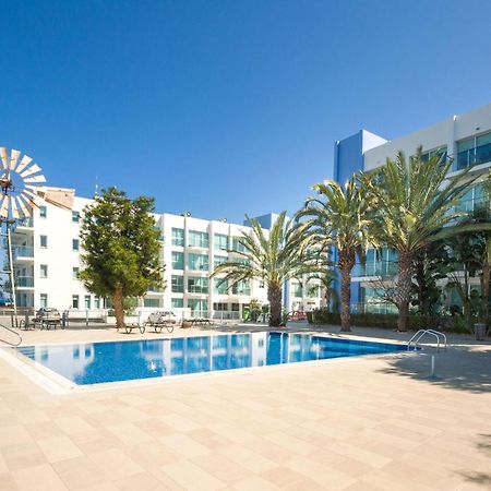 Lucile - Coralli Beachfront Apartment باراليمني المظهر الخارجي الصورة