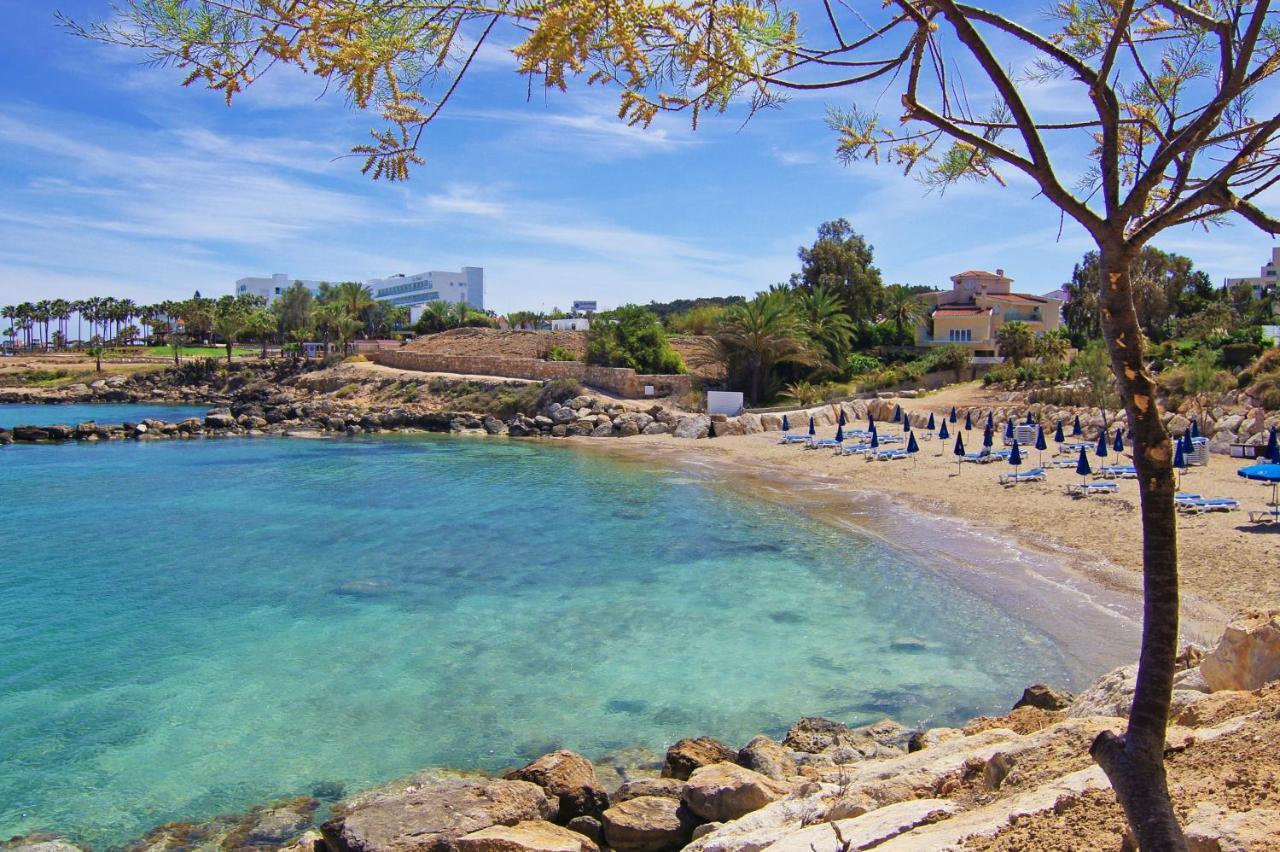 Lucile - Coralli Beachfront Apartment باراليمني المظهر الخارجي الصورة