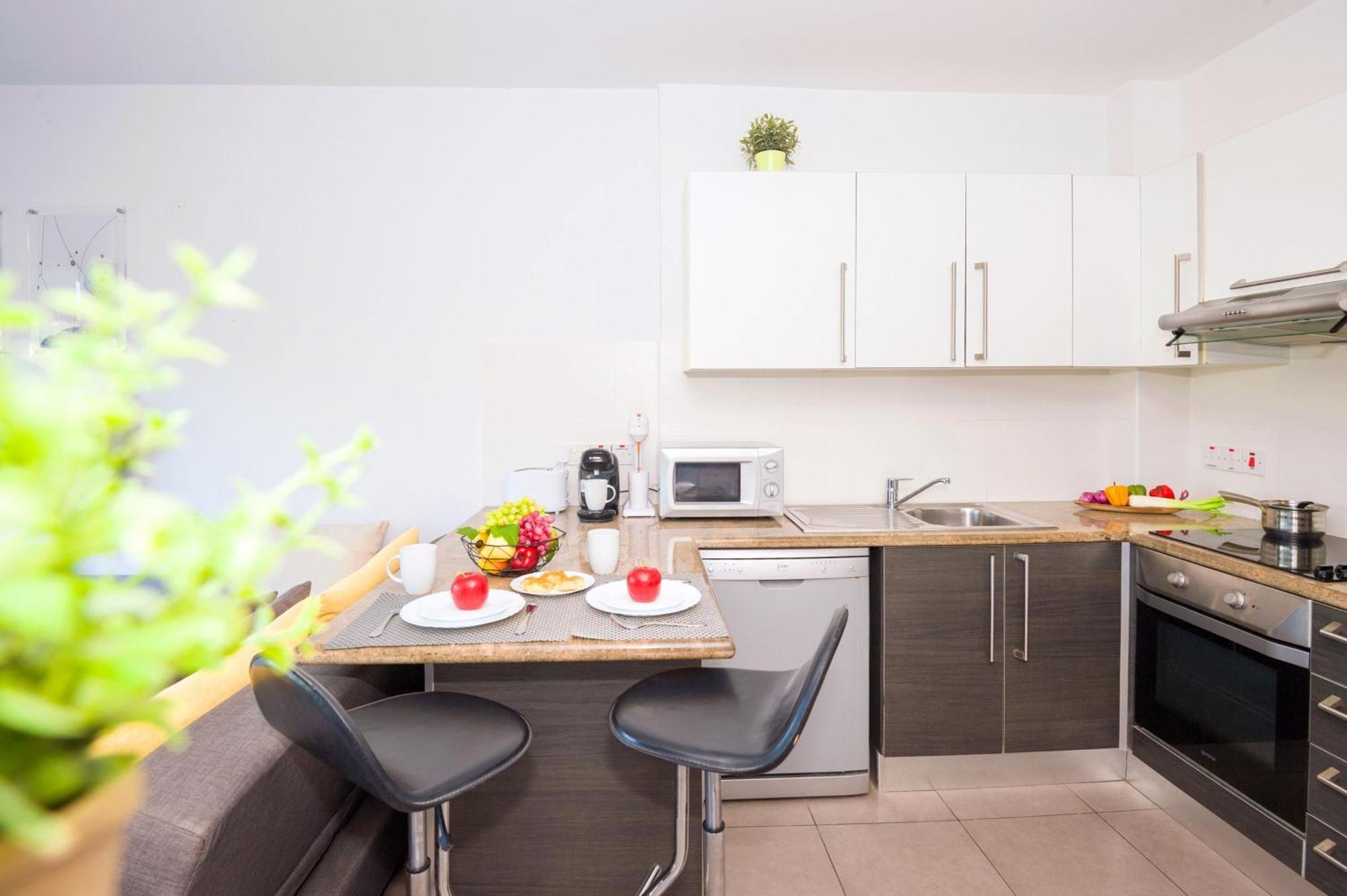 Lucile - Coralli Beachfront Apartment باراليمني المظهر الخارجي الصورة